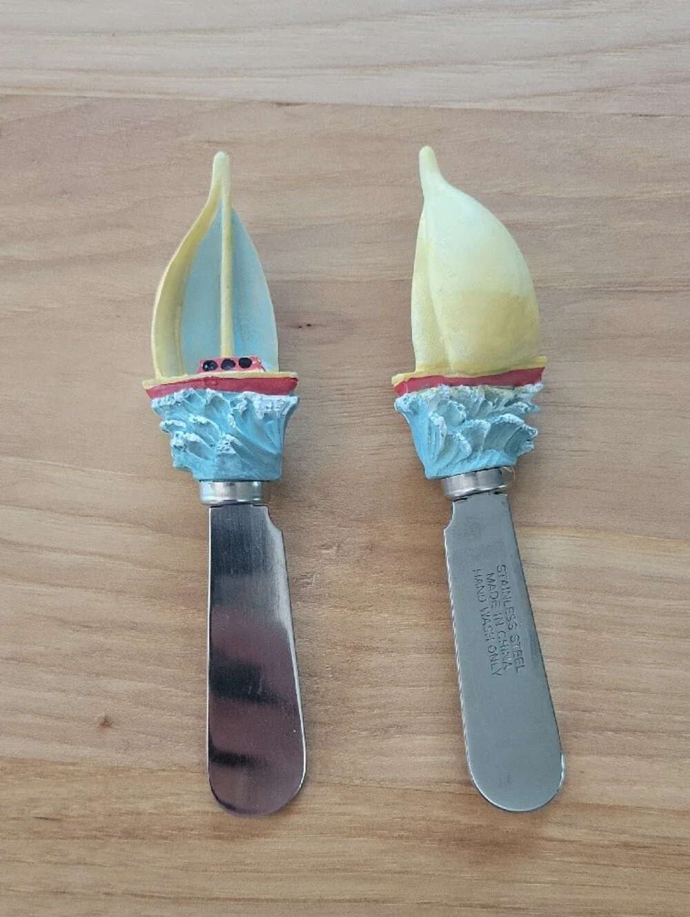 Sailboat Charcuterie Spreader Knife Set - Yellow & Light Blue